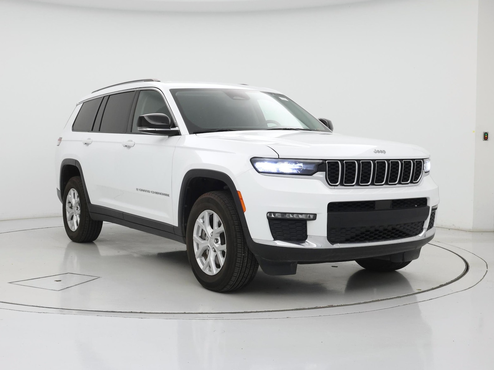 jeep grand cherokee l 2023 1C4RJKBG8P8816556 image jeep grand cherokee l 2023 1C4RJKBG8P8816556 image
